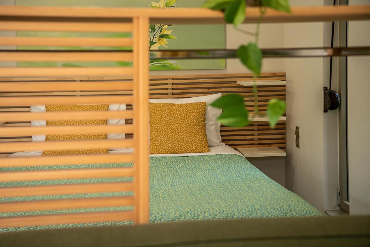 Olive Lemon Biophilic House & Lush Forest Garden Vamos Bagian luar foto